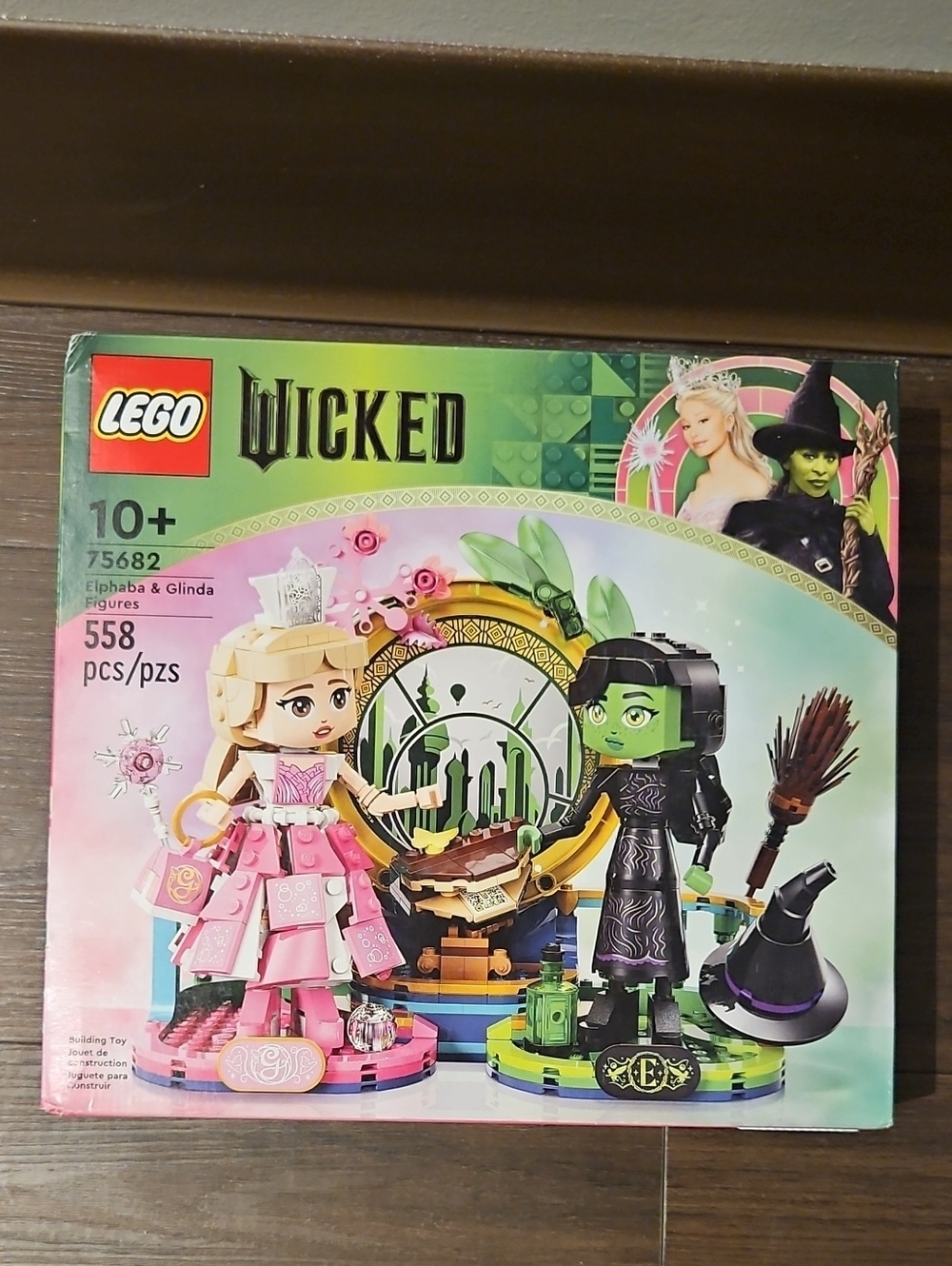 LEGO Wicked Elphaba & Glinda Figures - Pink, Green 75682